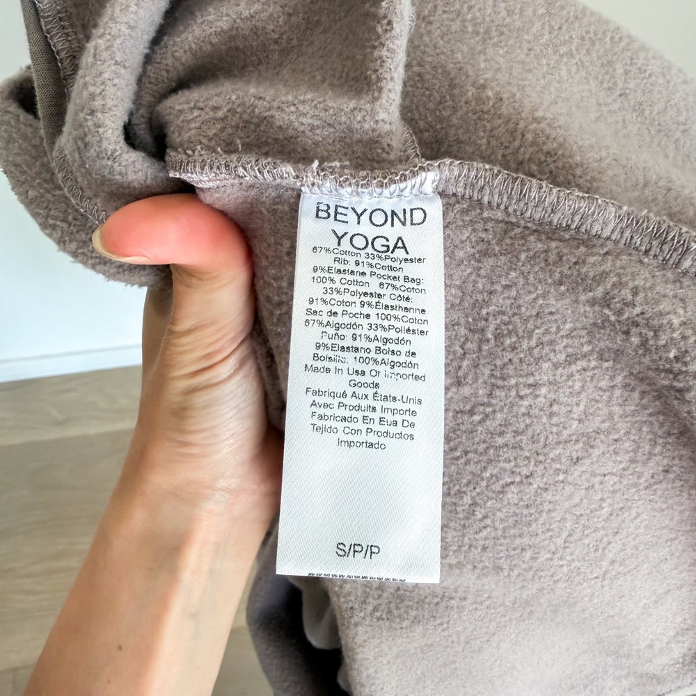 Beyond Yoga Boho Athleisure Hiking On The Go Cardigan Jacket Hoodie Taupe S - Picture 6 of 7